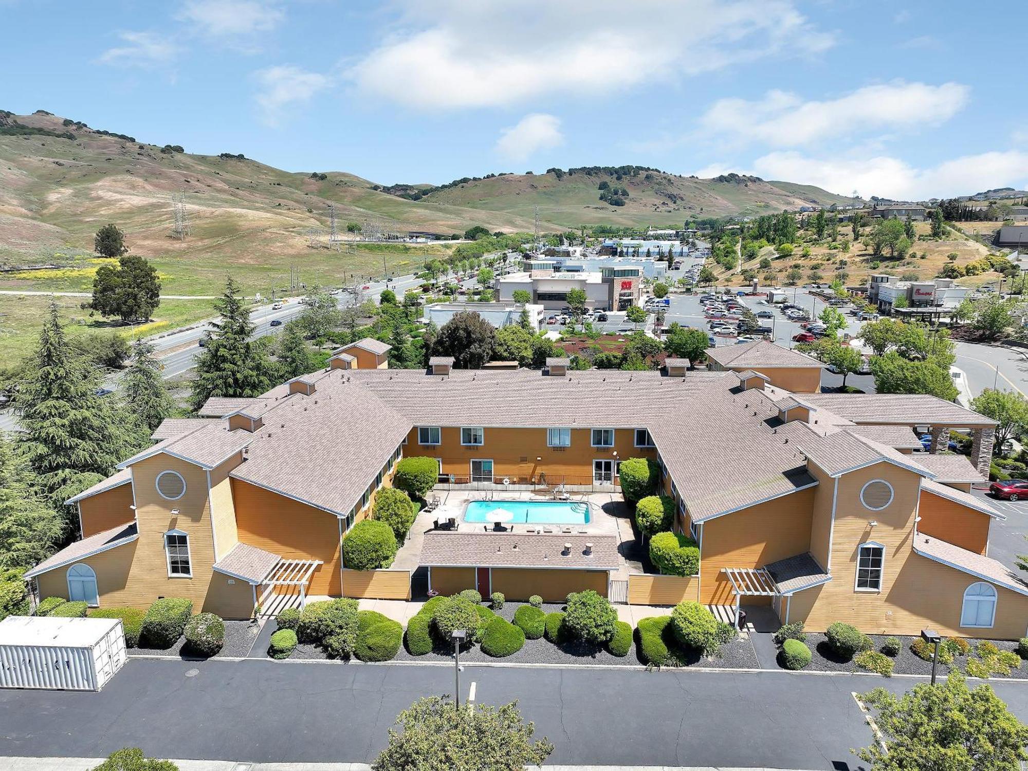 Hotel Quality Near Six Flags Discovery Kingdom-napa Valley