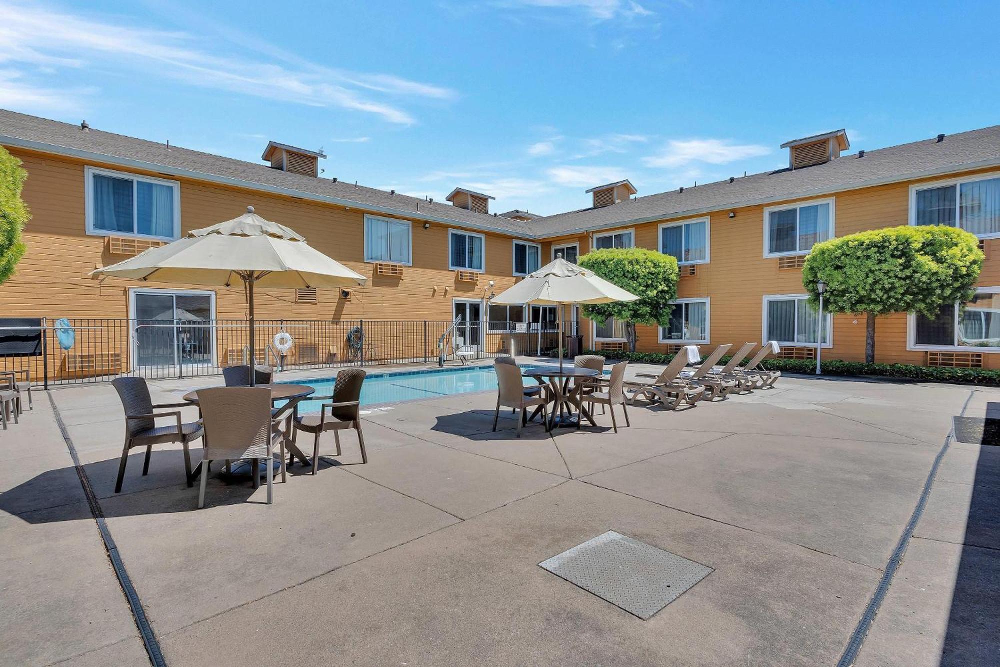 Quality Near Six Flags Discovery Kingdom-napa Valley Hotel 2*